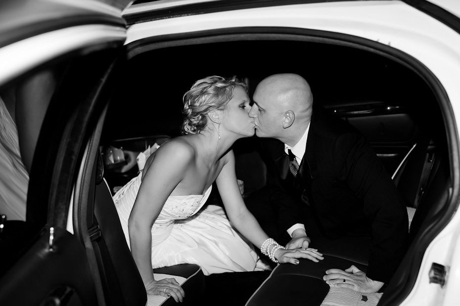 Austin_wedding_photographer_Anne_Marie_Carson_337 weddings ennis austin Austin wedding photographer Anne Marie Carson 337 Austin Wedding Photographer | Central Texas Autumn Wedding